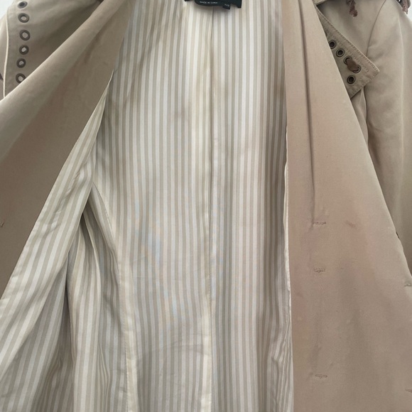 BCBGMaxAzria Trench Coat - Picture 7 of 9